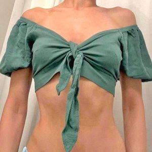 🤍NEW WITHOUT TAGS SAGE GREEN OFF THE SHOULDER TIE TOP🤍